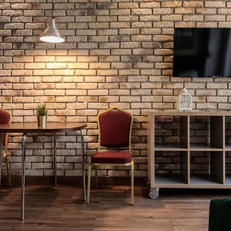 Apartment Golden - Cozy Studio - Main Rail Station&k24